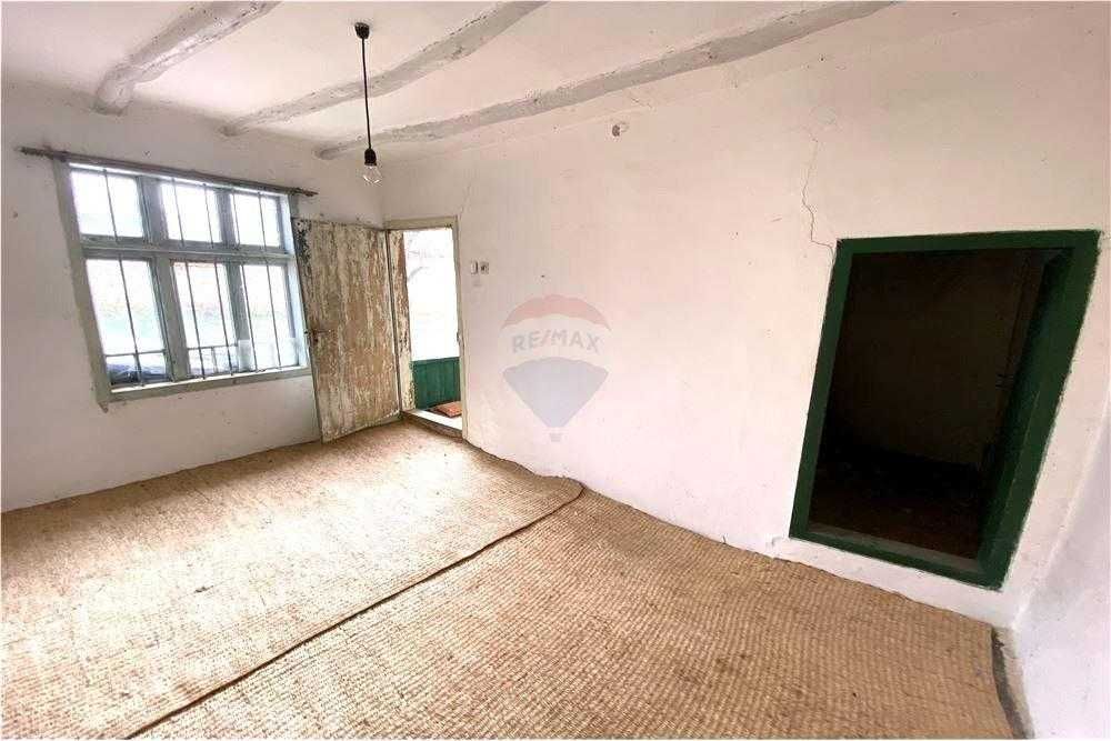 Продава се Къща в Разград, Бели Лом - 30 кв.м за 850 €/кв.м - Снимка #7