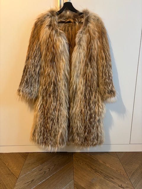 Blana vulpe , brand Ines and Mareshal