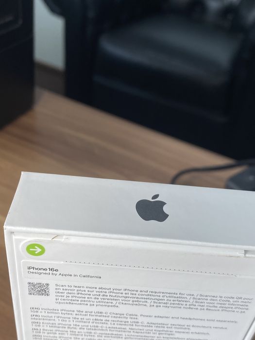 iPhone 16e• 128 GB • Black