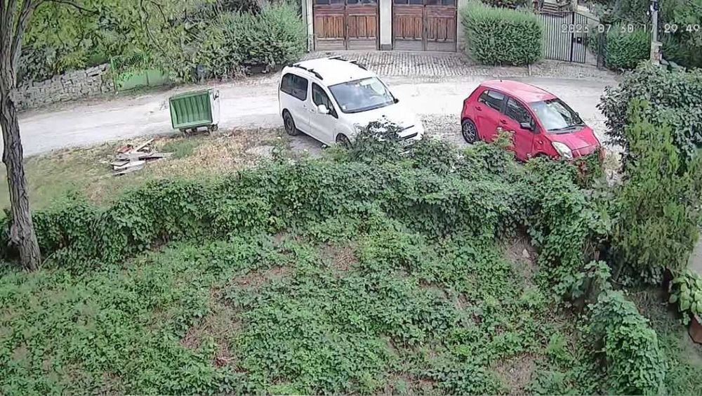 Безжична Wi-Fi камера iCSee +64GB Карта с цветно нощно виждане