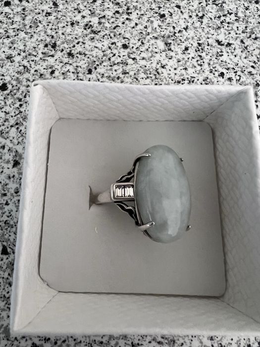 Сребърен пръстен с жадеит и планински кристал