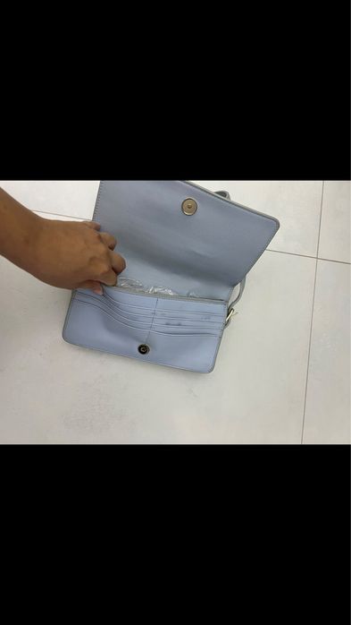 Vand geanta tommy hilfiger