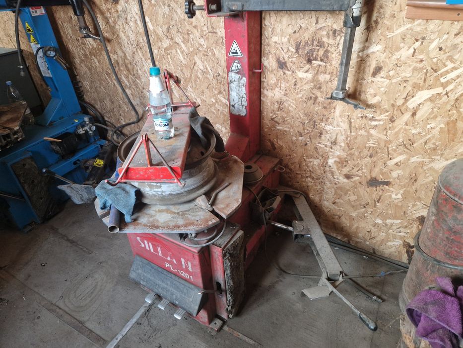 Продам шиномонтаж