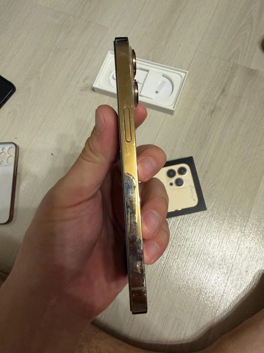 Iphone 13 pro 256 gold