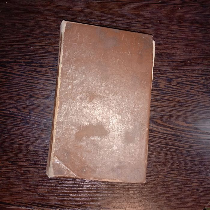 Продам очень страрую книгу