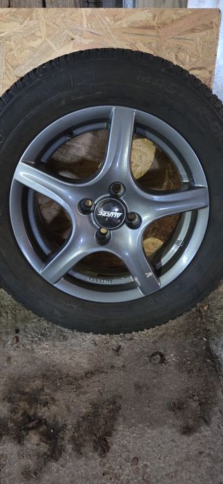 RENAUT ZOE Джанти със зимни гуми 185/65/15 6J ET38 4x100 ЦО60 ДОТ2820