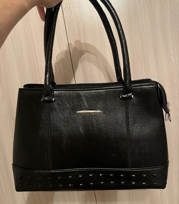 Продам сумки по 2000 тг