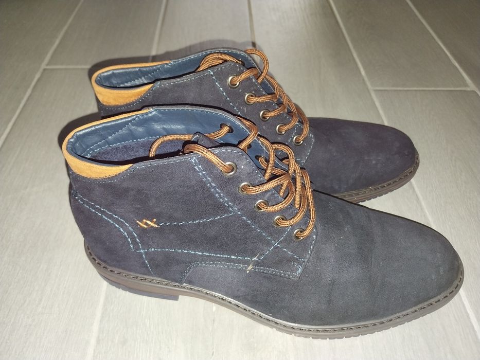 Vand pantofi, ghete, piele întoarsă, nr 42-43