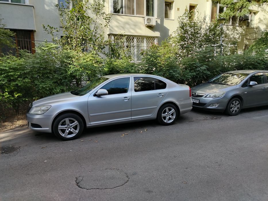 Schimb Skoda Octavia 2 1.6 tdi cu Dubă