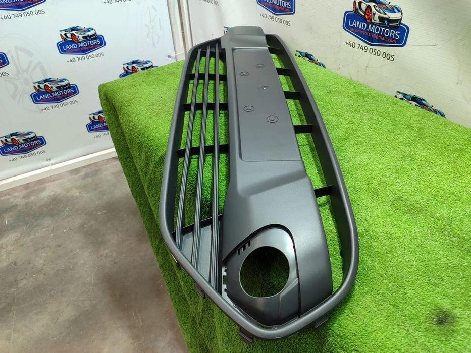GRILA CENTRALA INFERIOARA FORD TRANSIT CUSTOM / TOURNEO CUSTOM VAN / BUS / COD OEM DT11-17B968-A 2012 – 2018 (4I2)