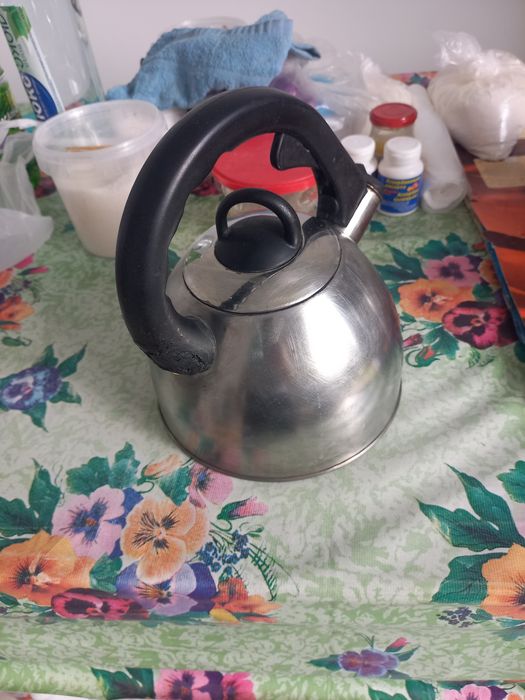Чайник металлический