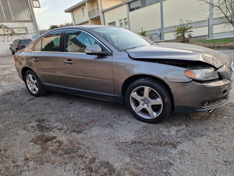 Volvo S80 2.4 186 к.с. 2009 г.