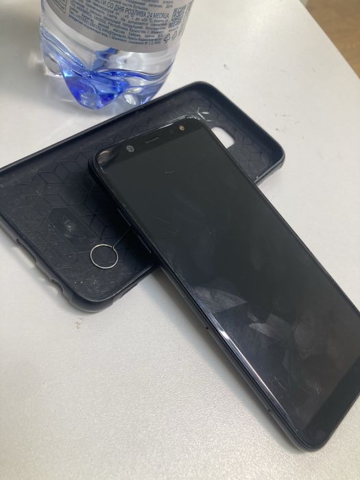 Продам Samsung A6