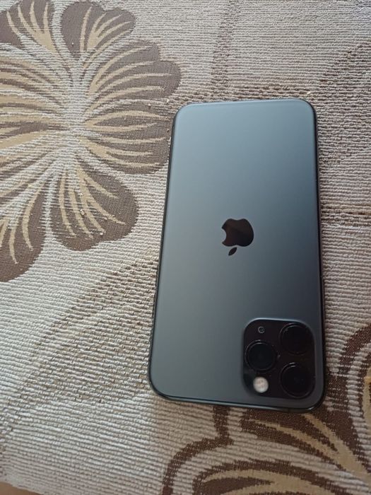 I phone 11 pro , срочно продам