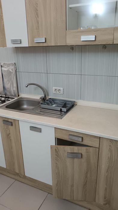 PARTICULAR Ofer spre închiriere garsoniera, zona centrala