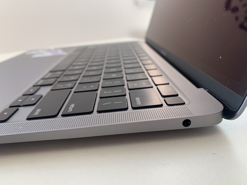 Macbook air m1  серый
