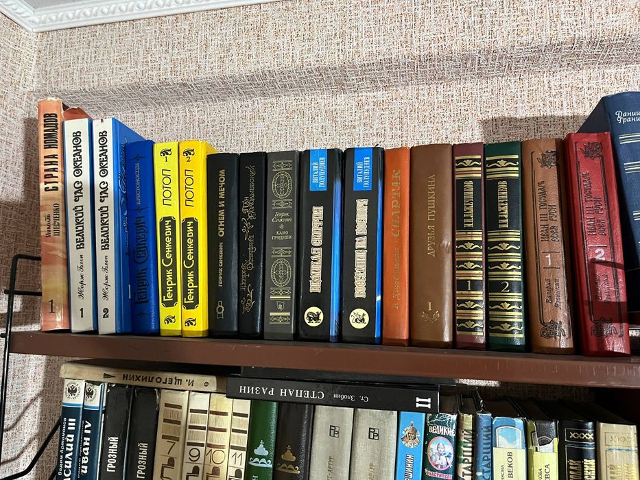 Отдам в хорошие руки книги