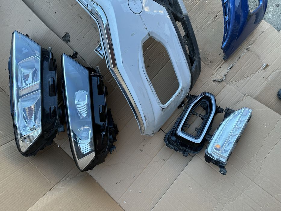 Bară față grilă radiator faruri vw t roc.2ga.cod :2ga807221.j.