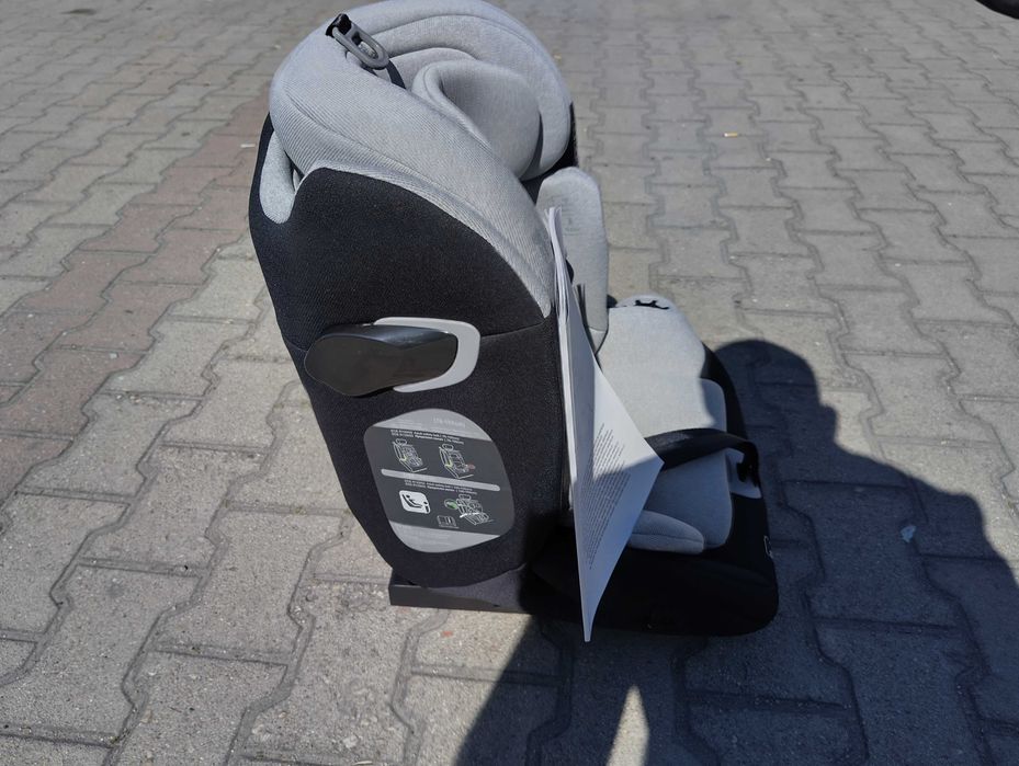 MONI Стол за кола с поставка FALCON 76-150см сив