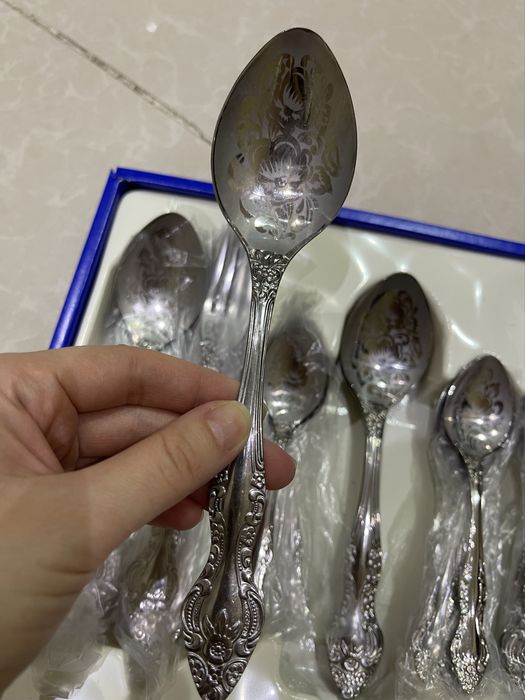 Столовые приборы