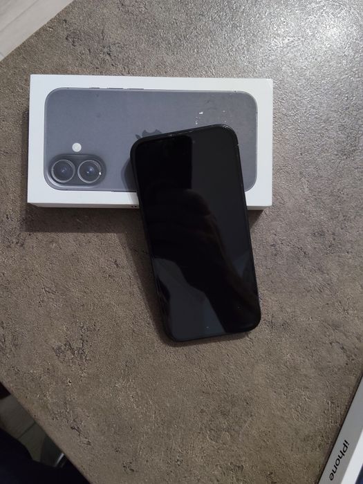 iPhone 16 Black , 128 GB