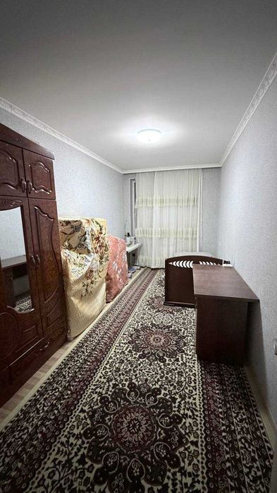 3х комнатная квартира 90кв/м на 3 этаже с удобствами, Эркин Савдо