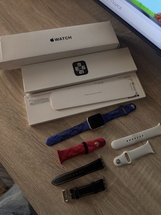 Срочно продам Apple Watch SE Gen 2