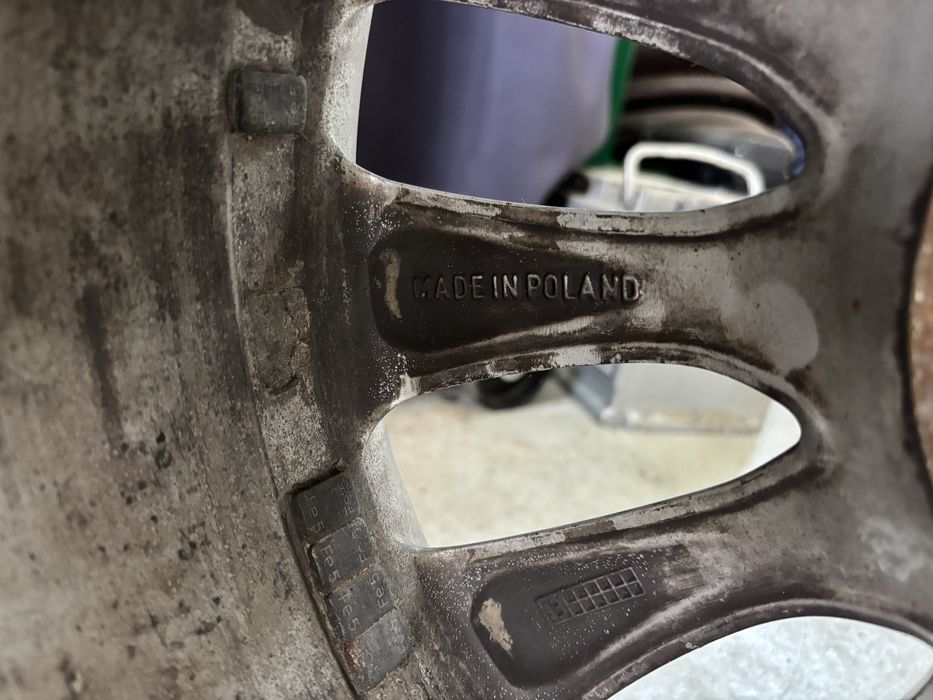 Vând Jantă Skoda Superb R17