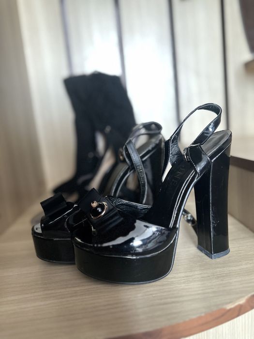 Вся обувь за  5000