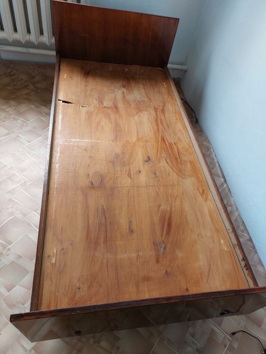 Продам кровать (односпальная)