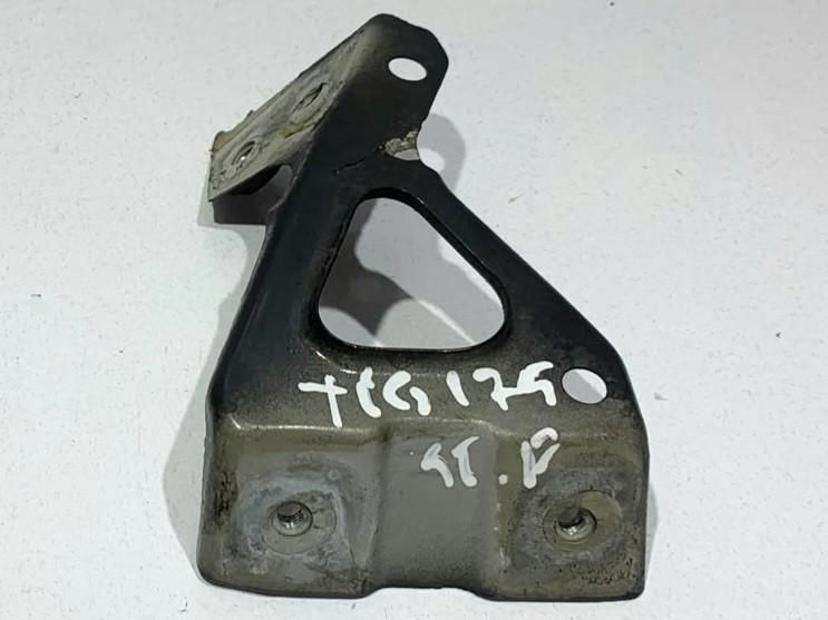 Suport aripa stanga fata Volkswagen Tiguan 5N0821135 SUV