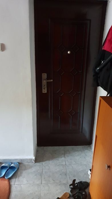 Vând apartament 2 camere