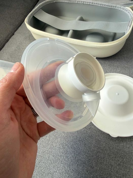 Двойна електрическа помпа MomCozy M5