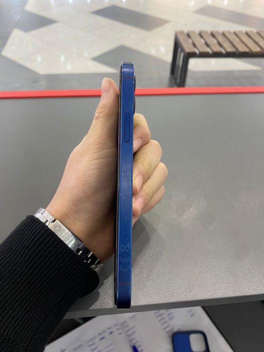 Продам phone 12 64/77