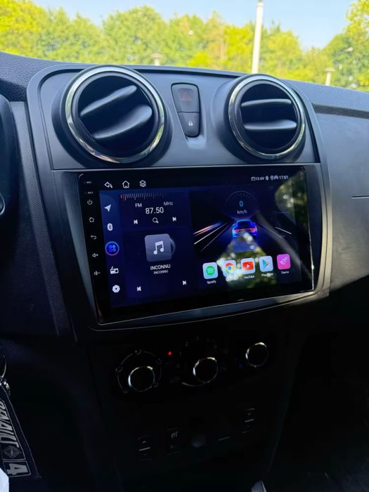 Navigatie  Dacia Logan / Sandero, Ram 4GB / 64Gb