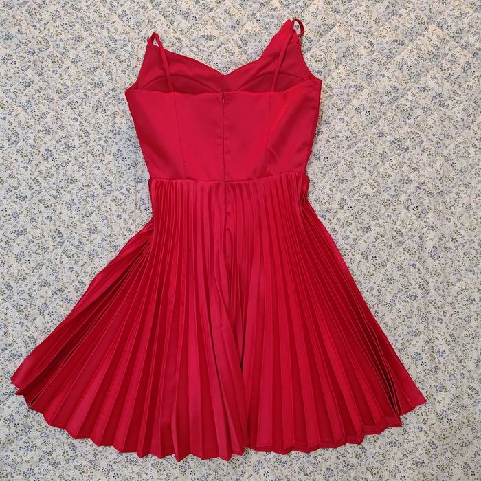 Rochie scurtă de ocazie deosebită