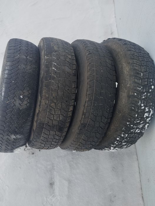 Продам запаски на Ниву.