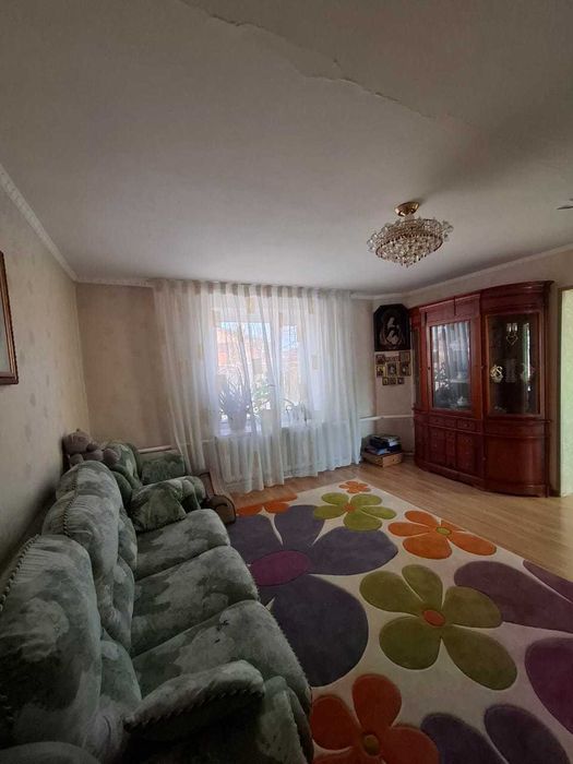 Продам дом в г.Акколе в панском ряду