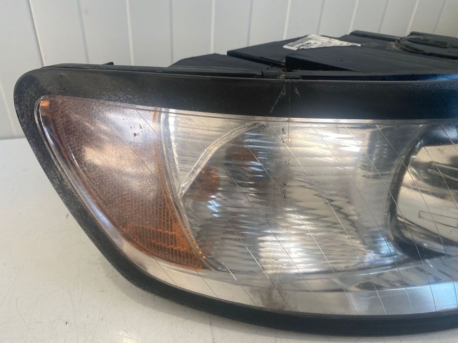 Far xenon dreapta VOLVO S40 V50 2007-2012 31299588 32206140