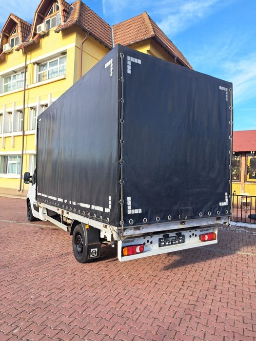 Vând Renault Master