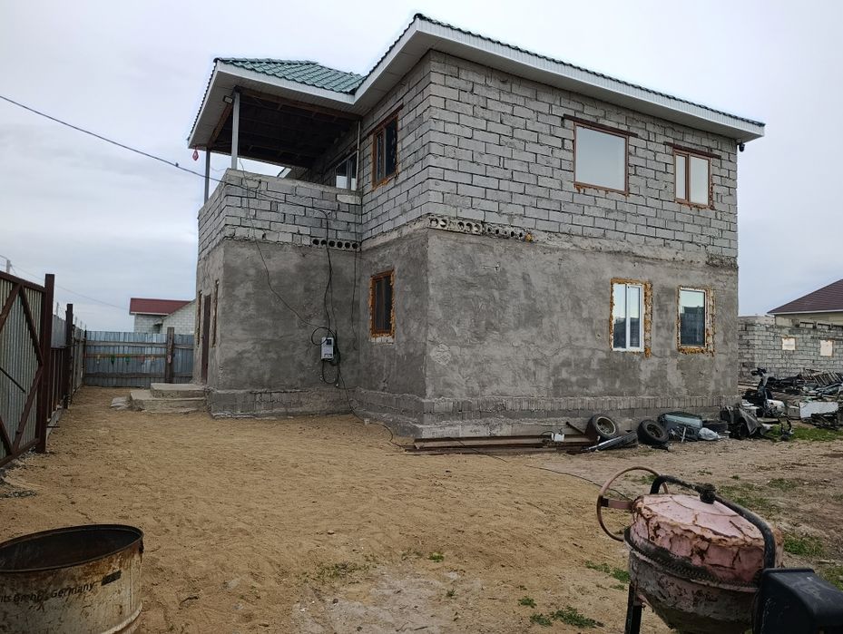 Продам коттедж г Аксу