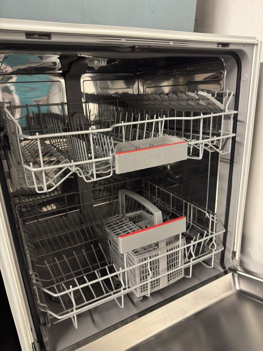 Mașină de spălat vase semi-încorporabilă Bosch SGI4HTS31E