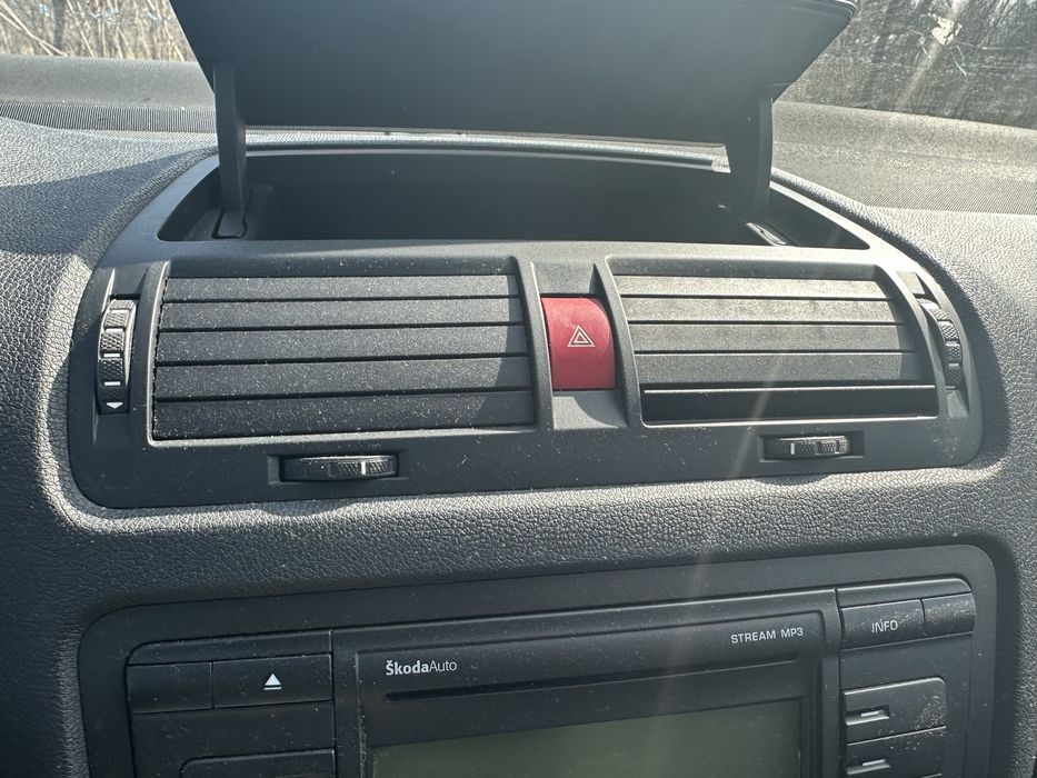 Gura ventilatie skoda octavia 2 stanga/dreapta/centrala
