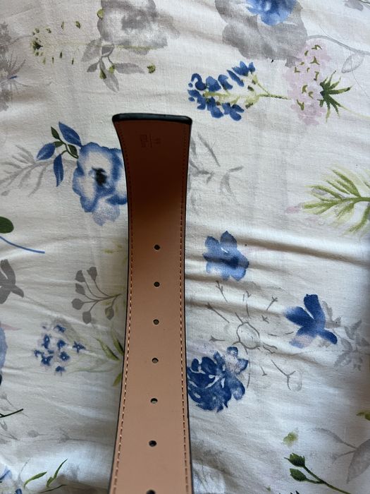 Curea Louis Vuitton Lv