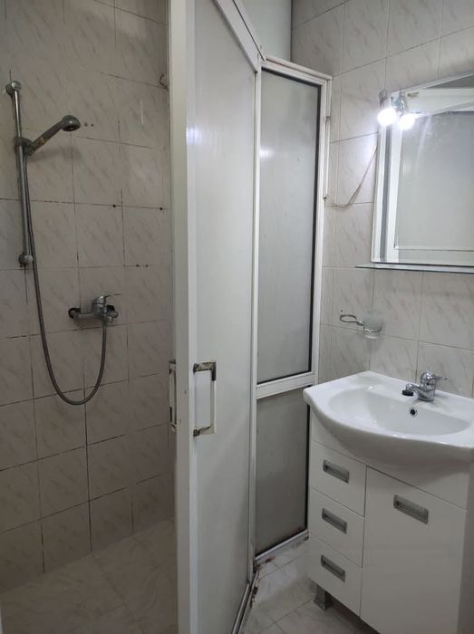 Давам под наем двустаен апартамент в нова кооперация