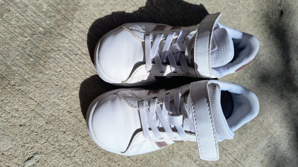 Маратонки за момиче