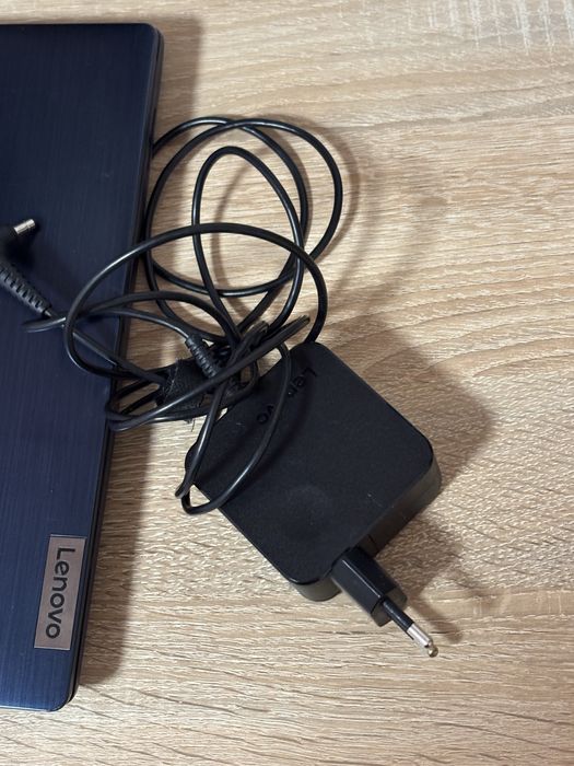 Laptop Lenovo IdeaPad 3