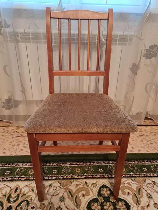 Продам стулья 4 шт