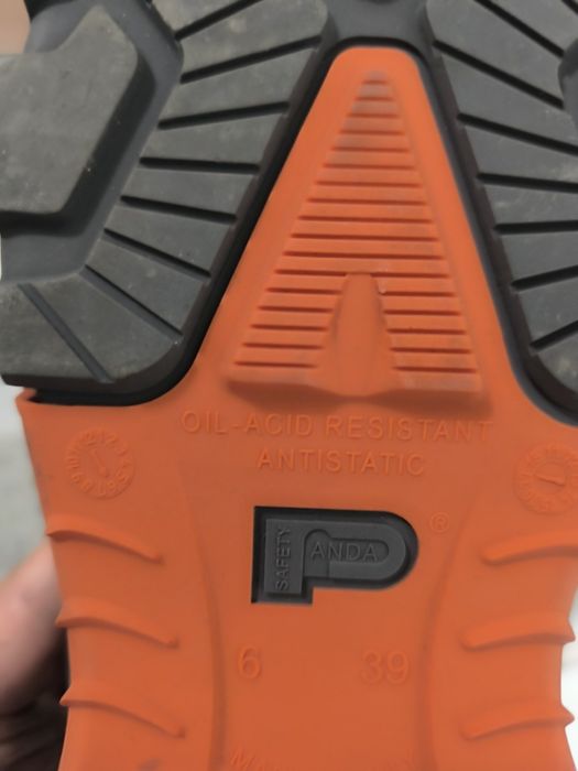 Продам демисезонные батинки