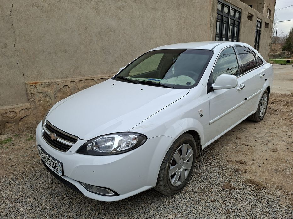 Жентра сотилади.